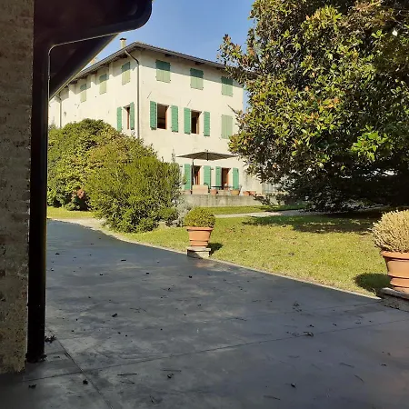 Bed & Breakfast Il Tempo Del Giardino Rivignano